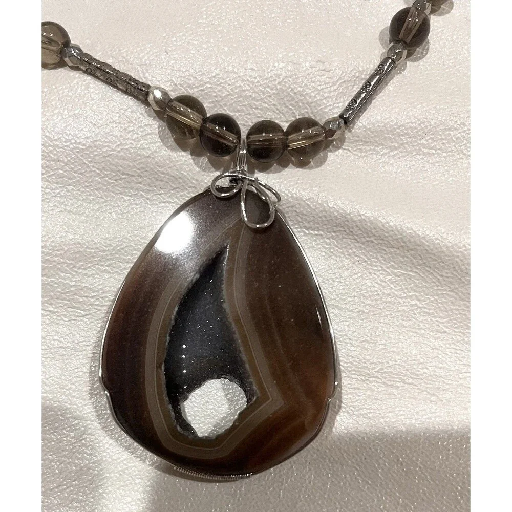 Banded Brown Agate Silver Pendant Choker Necklace 17